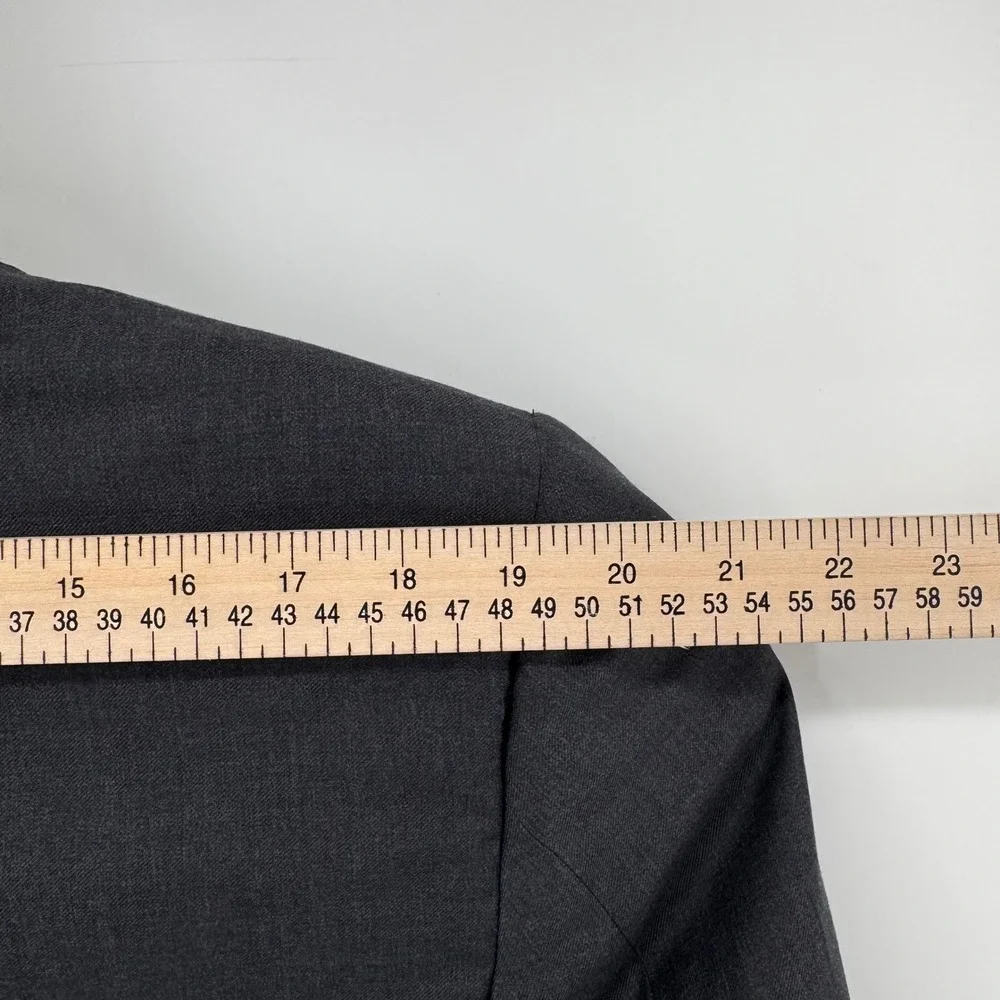 Canali Mens Charcoal Gray 100% Wool 2 Button Blazer Sport Coat Italy 50R US 40R